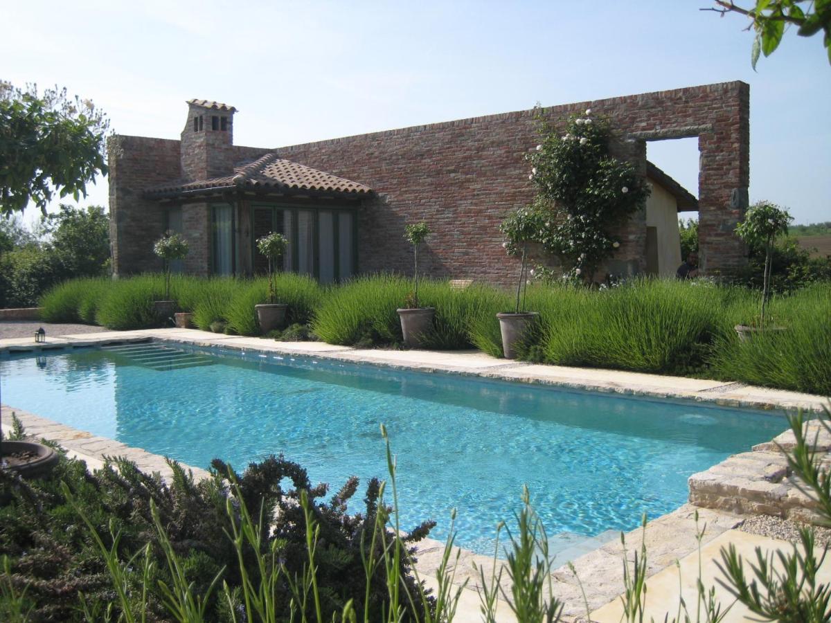 Borgo 69 Villas & Suites Foiano Della Chiana Exterior photo